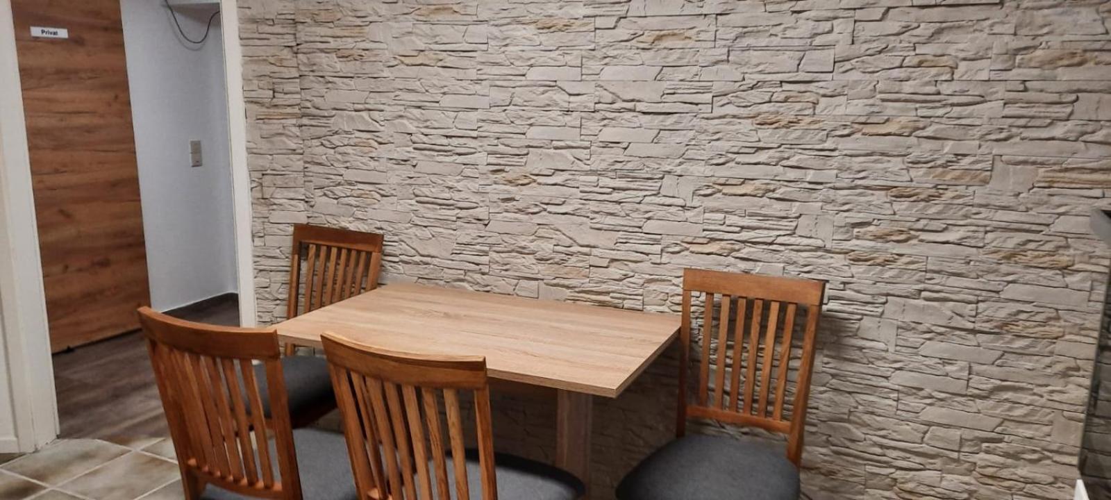 Lauterhofen Karolingerweg酒店 外观 照片